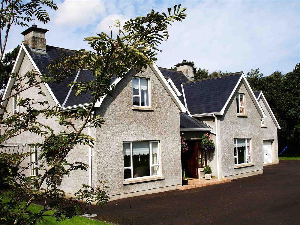 Country Garden House Holiday Homes Ballymoney Buitenkant foto